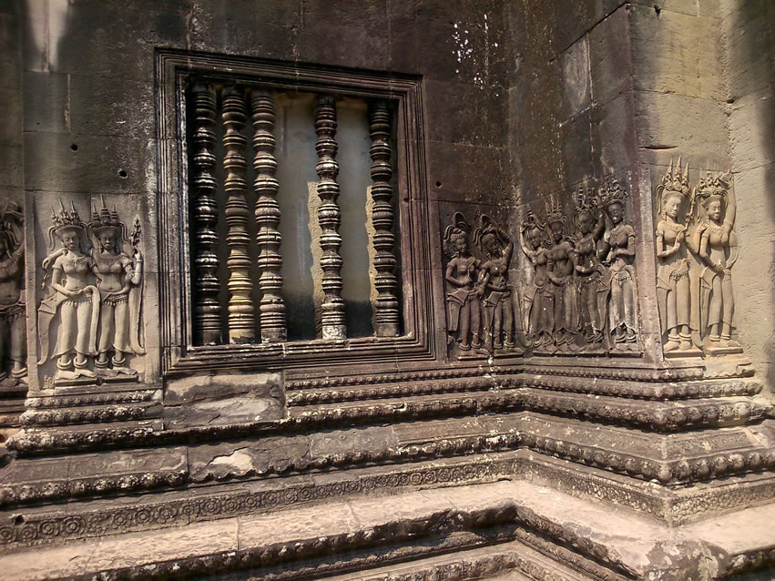 <h2>Thailand, Cambodia & Vietnam Escorted 2018</h2>14 Nights from Thailand to Cambodia & Vietnam | 8 Rounds | January 30 - February 13